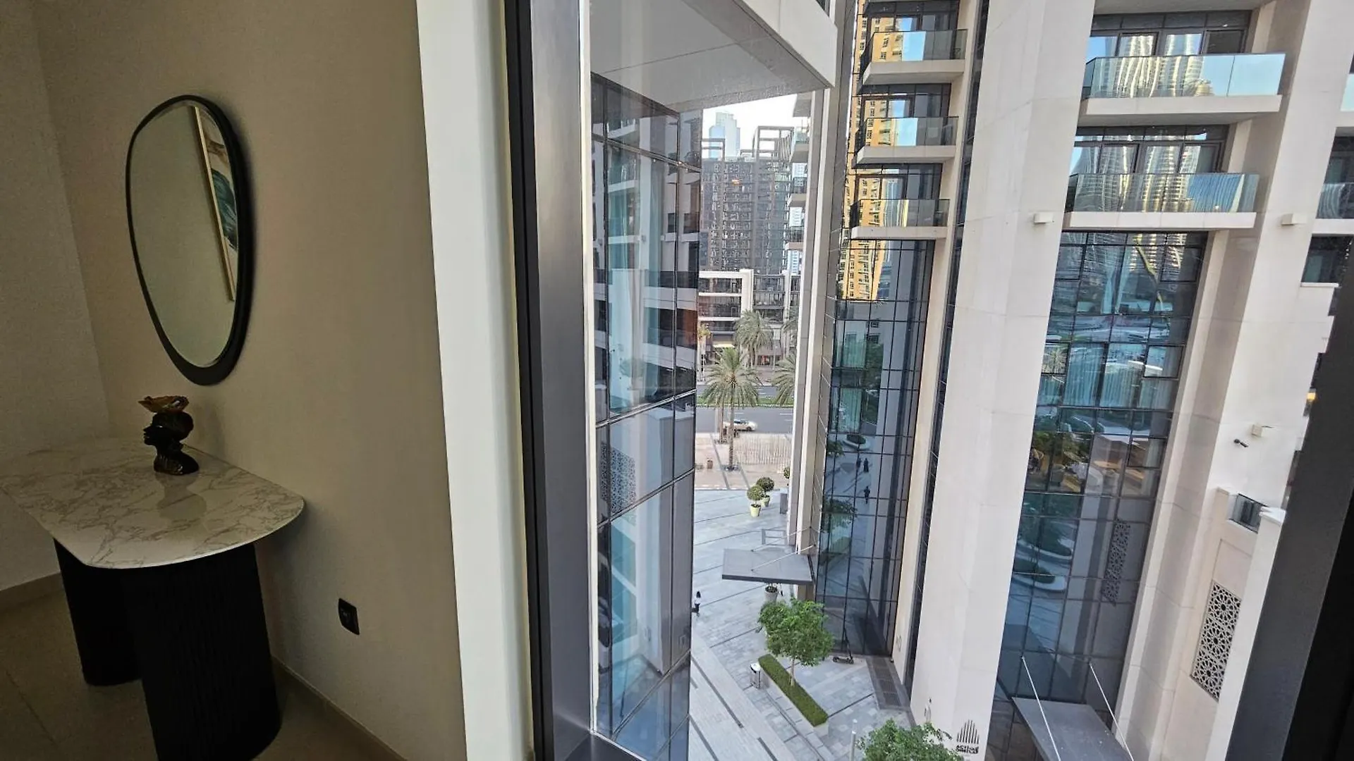 Mh- Stuning 2 Bedroom - Act Tower - Burj View - Downtown Ref501 Dubai 0*,  United Arab Emirates